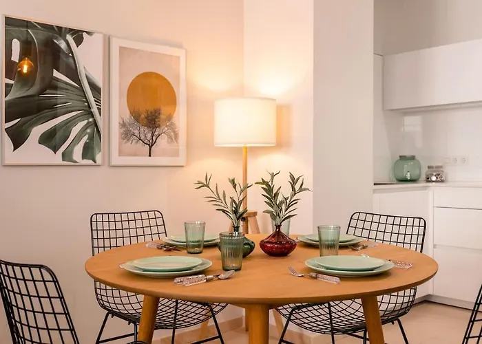 Cruz Center: The Coveted Location *